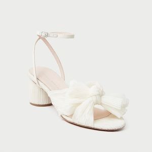 Loeffler Randall Dahlia Bow Heels in Pearl, size 8